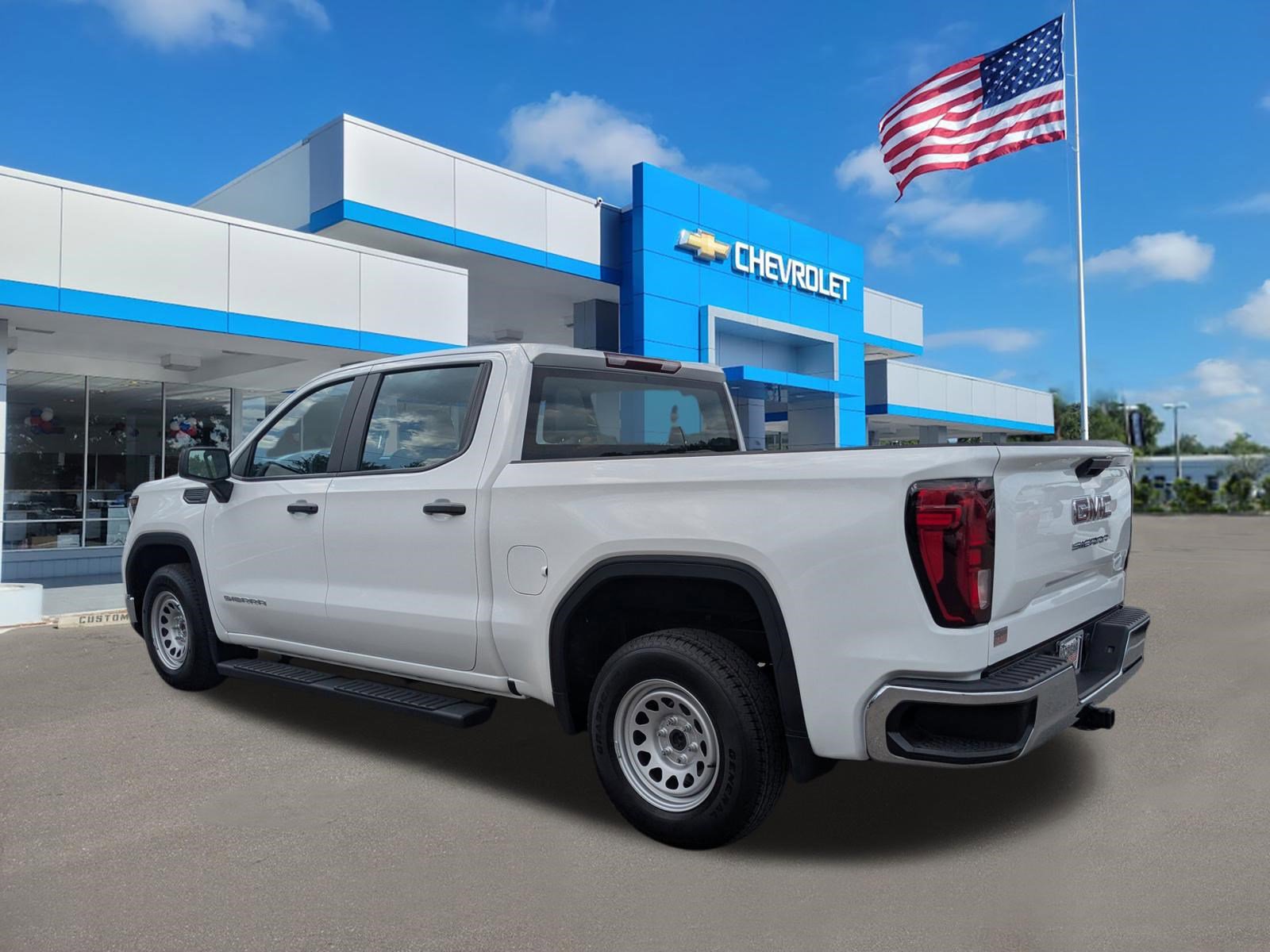 Used 2024 GMC Sierra 1500 Pro w/ Trailering Package image 6