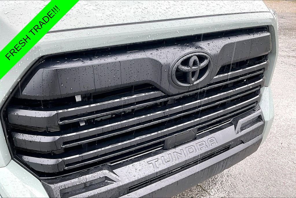 Used 2025 Toyota Tundra SR5 AWD/4WD image 31
