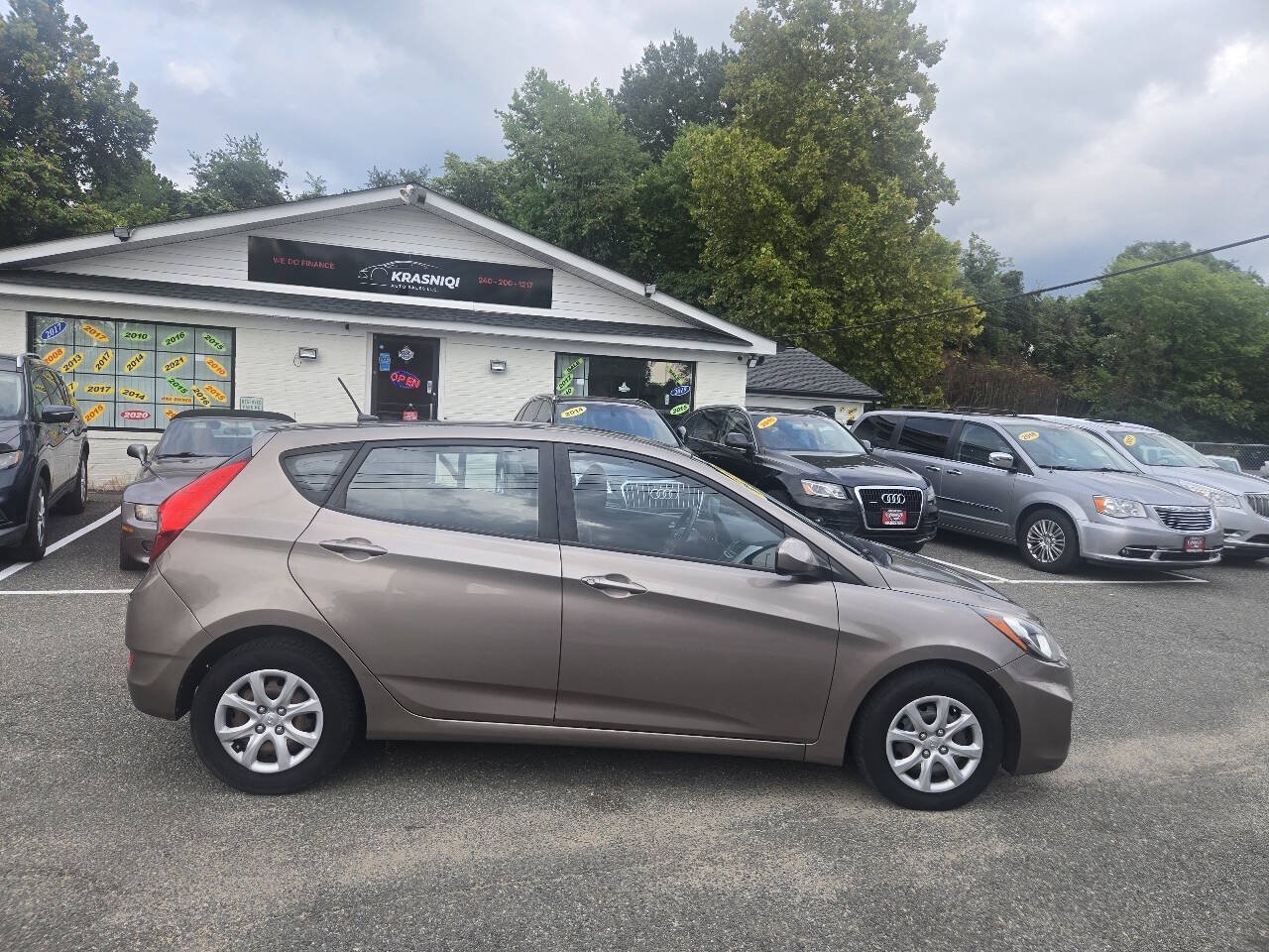 Used 2013 Hyundai Accent GS FWD image 5