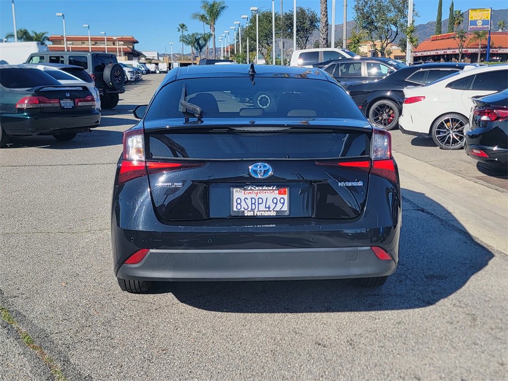 Used 2020 Toyota Prius LE image 7