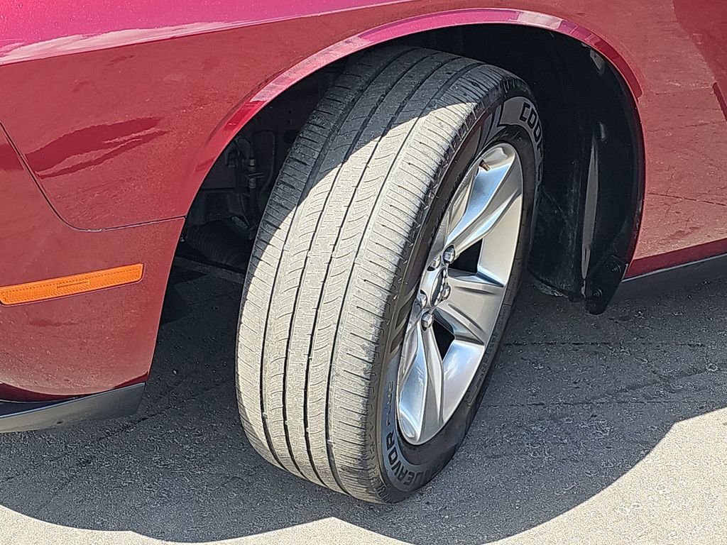Used 2020 Dodge Challenger SXT image 35