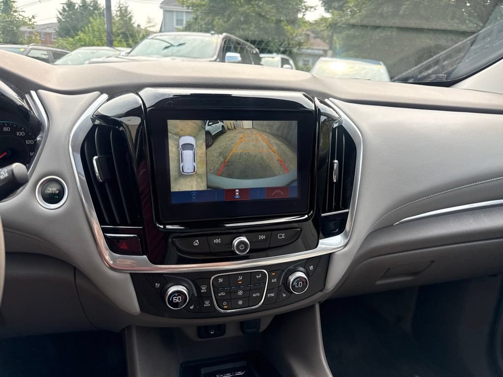 Used 2018 Chevrolet Traverse Premier AWD/4WD image 29