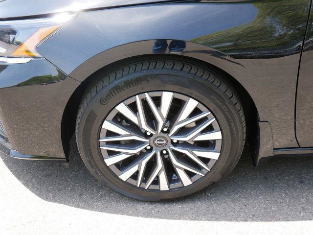 Certified 2023 Nissan Altima 2.5 SV w/ SV Premium Package AWD/4WD image 9