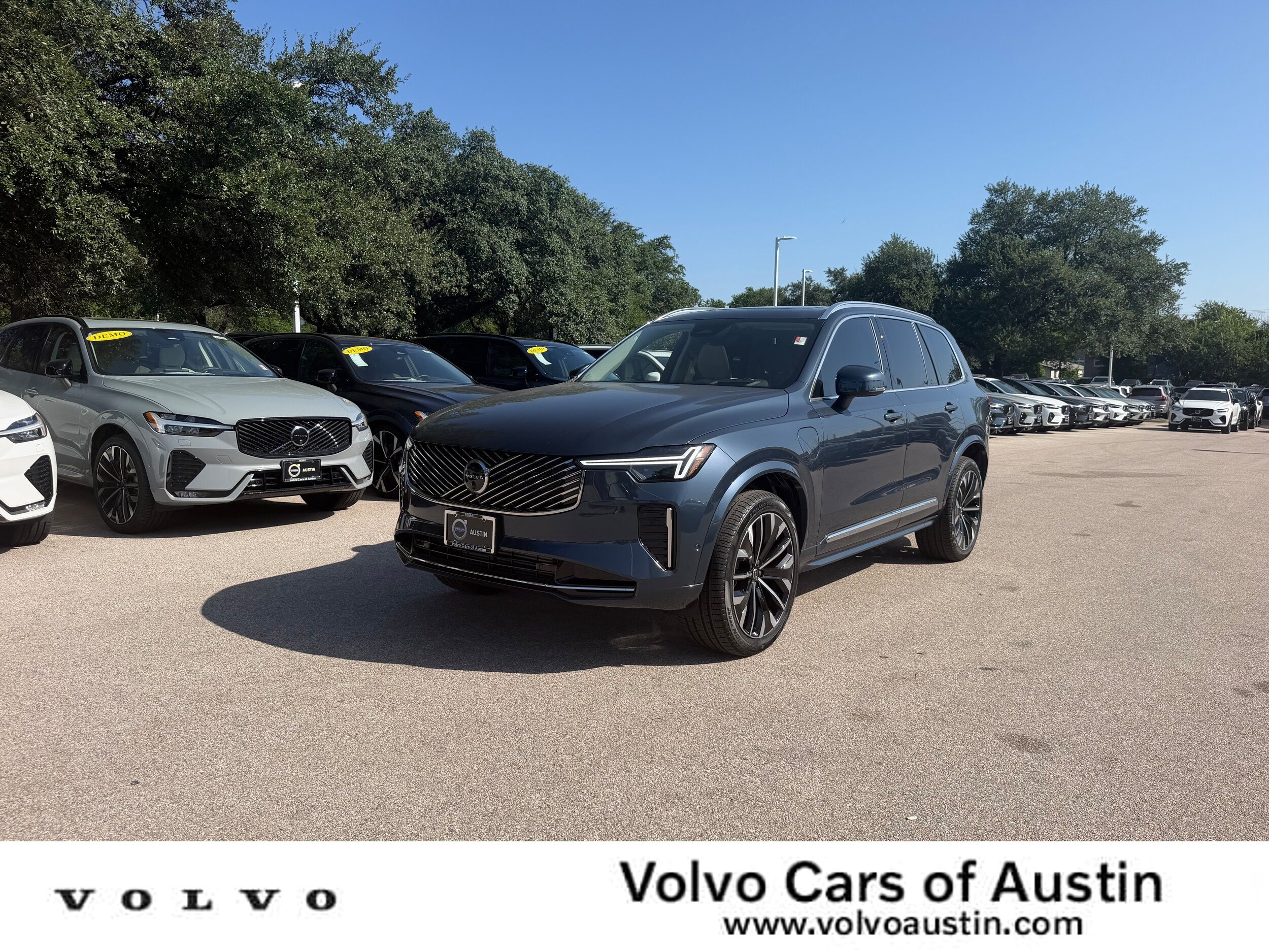 New 2026 Volvo XC90 T8 Ultra AWD/4WD image 1