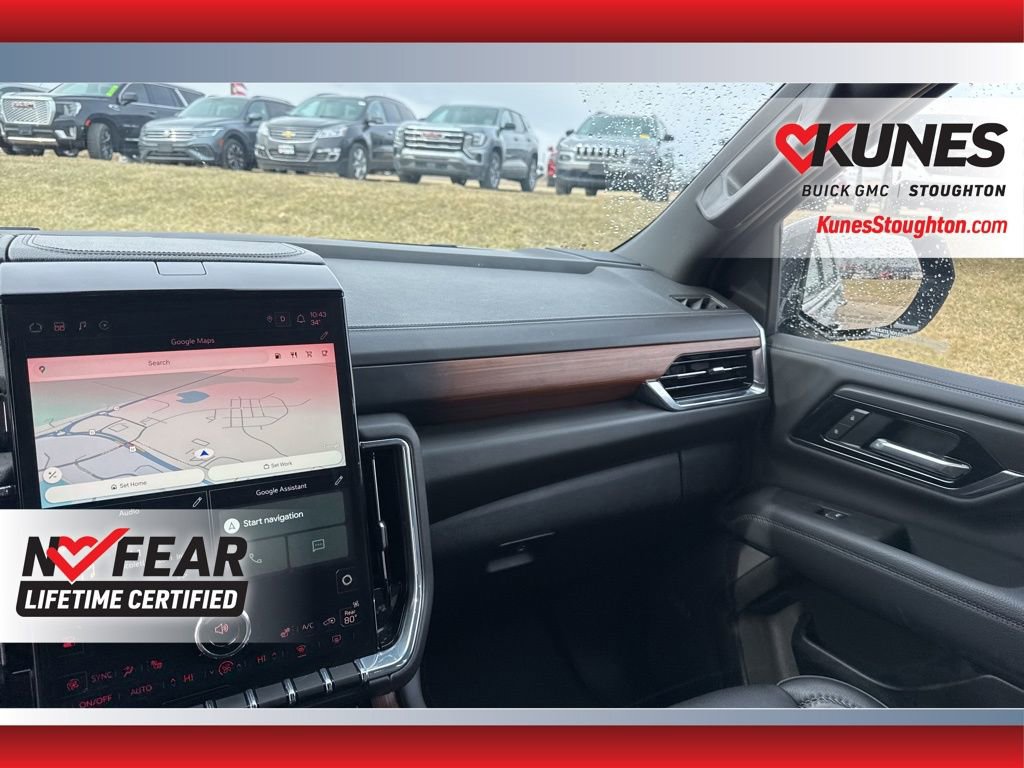 Used 2025 GMC Yukon Denali image 46