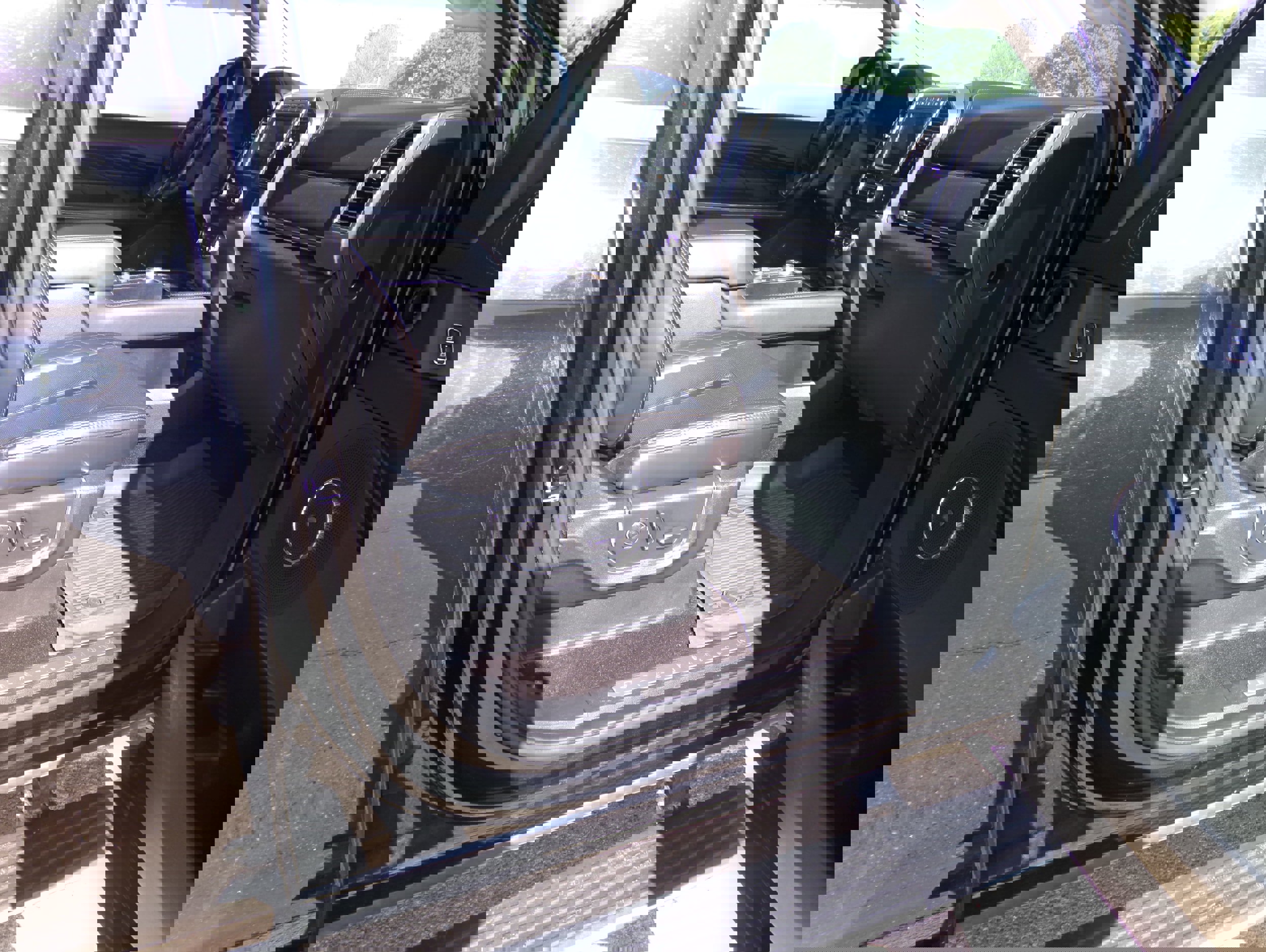 Used 2020 Ford Expedition Platinum image 12