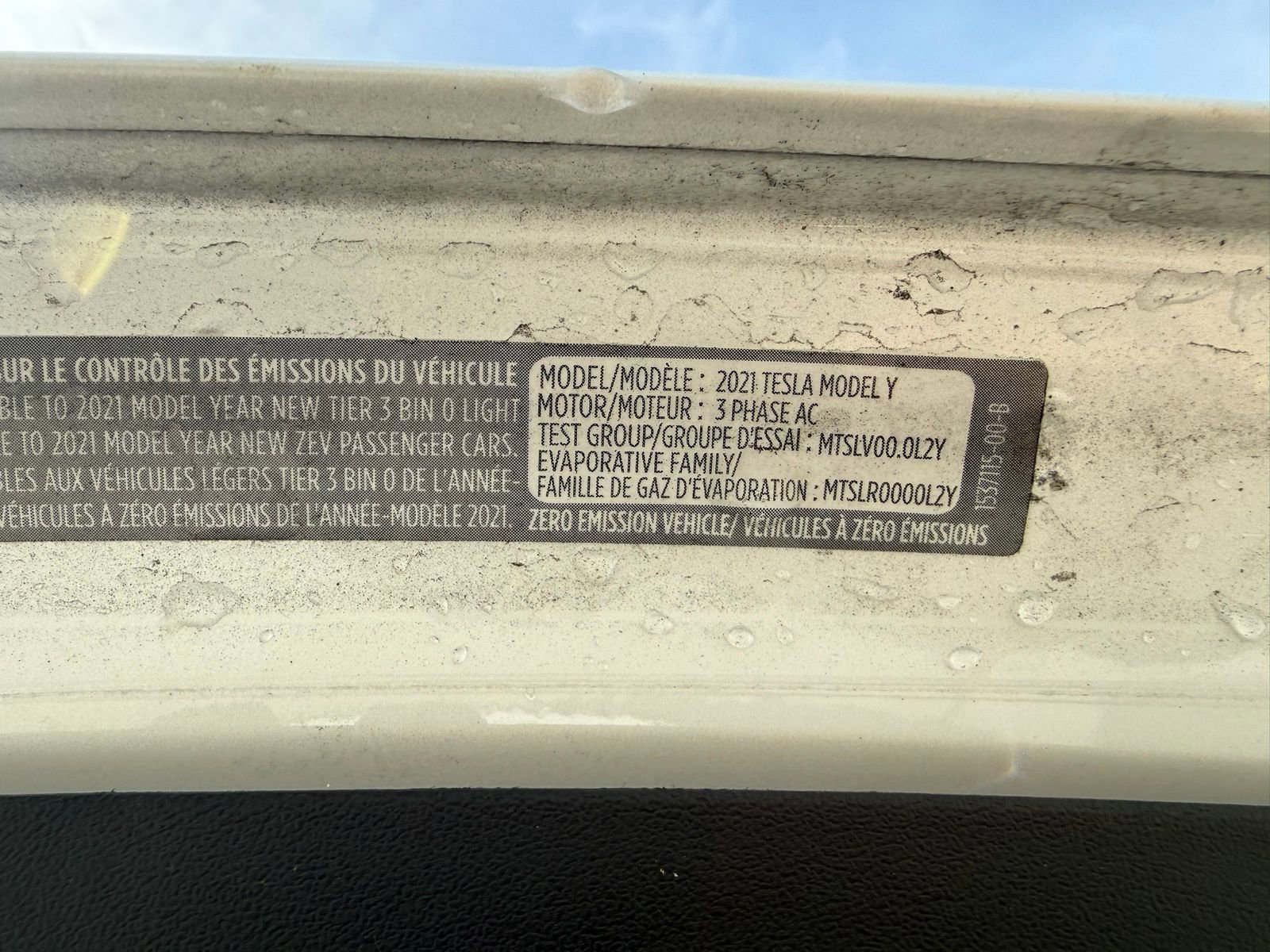 Used 2021 Tesla Model Y Long Range image 10