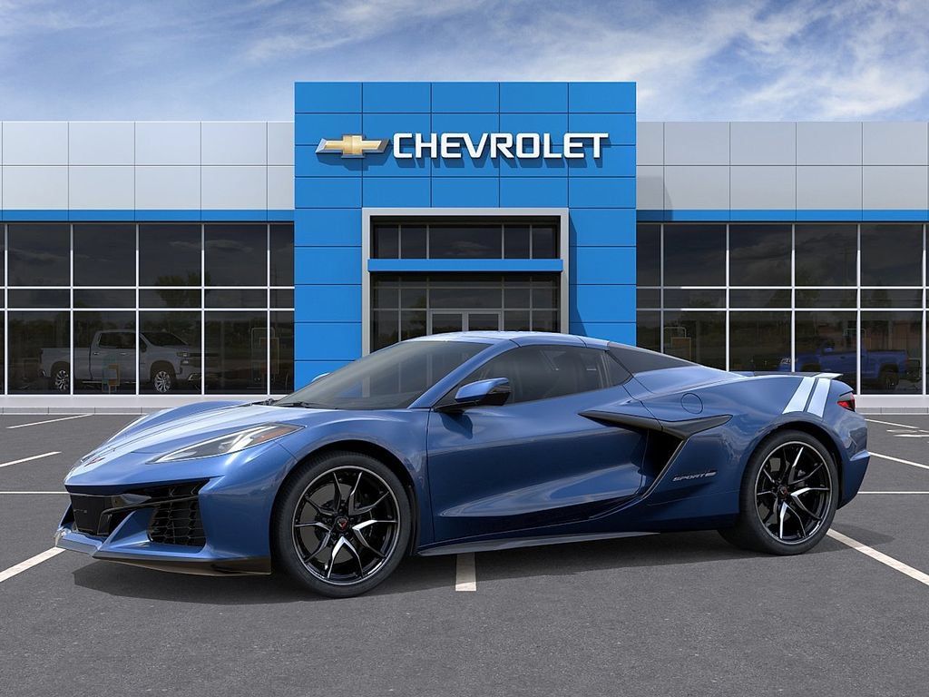 New 2027 Chevrolet Corvette Grand Sport w/ Z52 Sport Performance Package RWD video 2