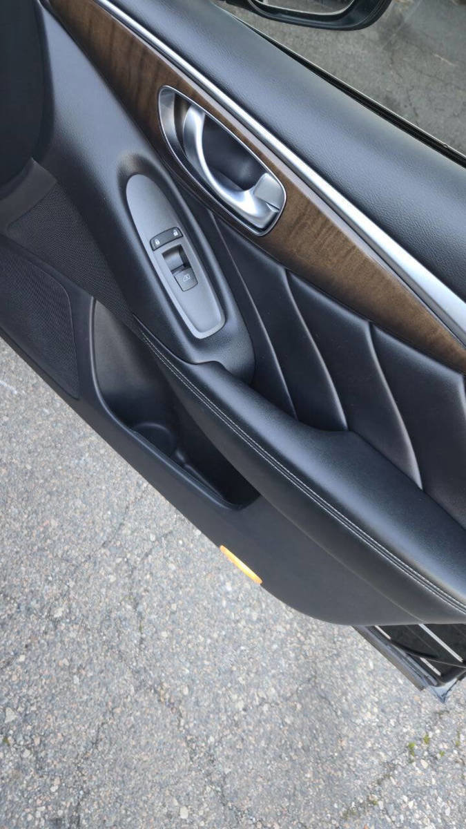 Used 2018 INFINITI Q50 Luxe image 19