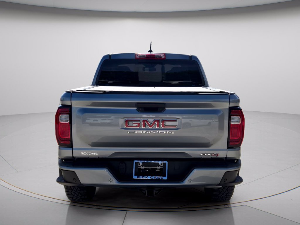Used 2023 GMC Canyon AT4 w/ AT4 Premium Package AWD/4WD image 5