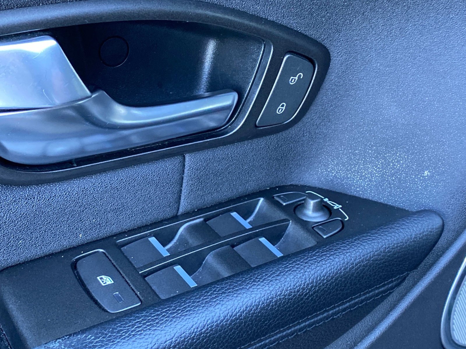 Used 2017 Land Rover Range Rover Evoque SE Premium AWD/4WD image 15