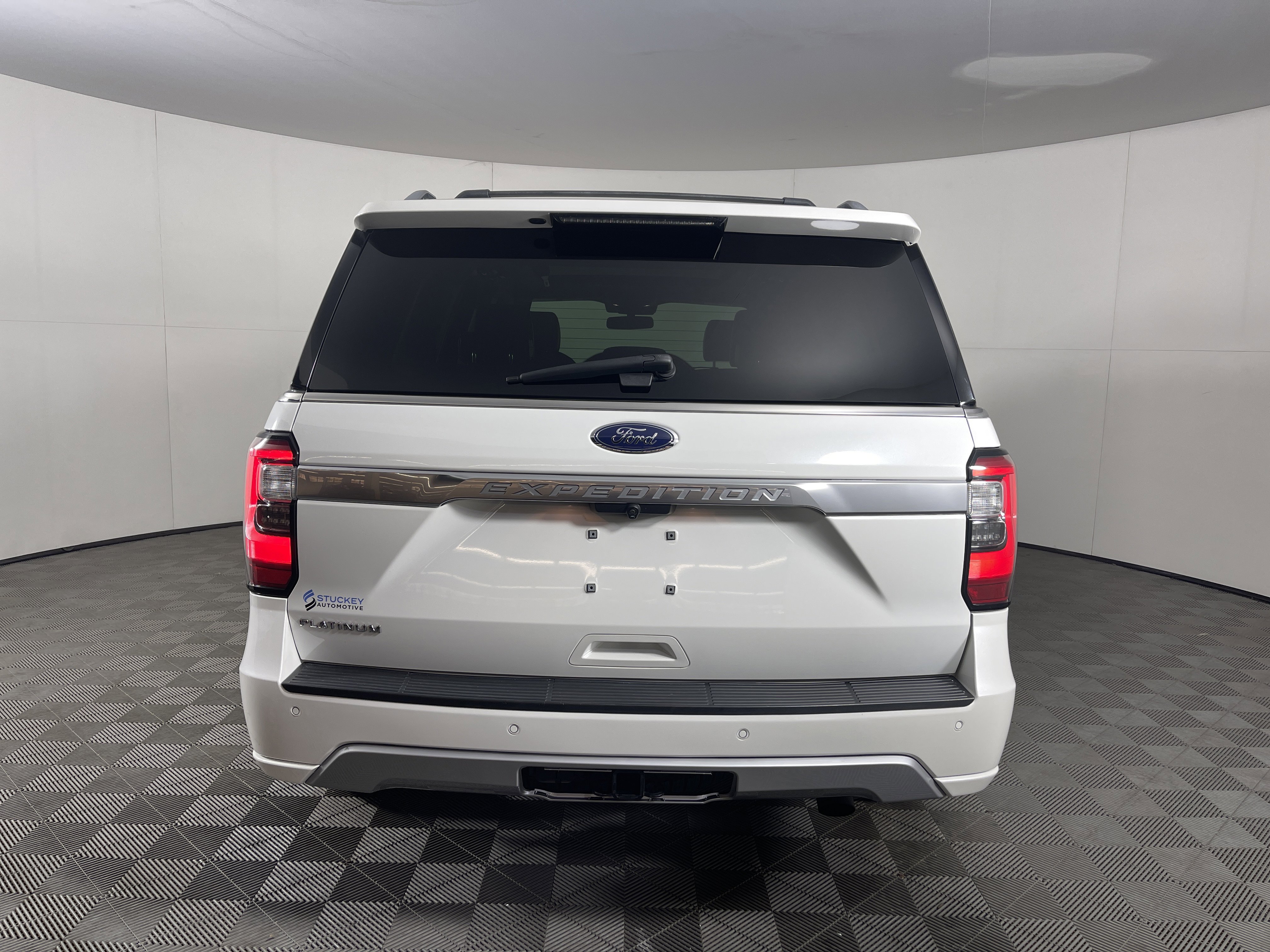 Used 2021 Ford Expedition Platinum image 4