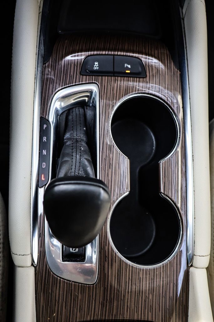 Used 2024 Chevrolet Malibu LT image 30