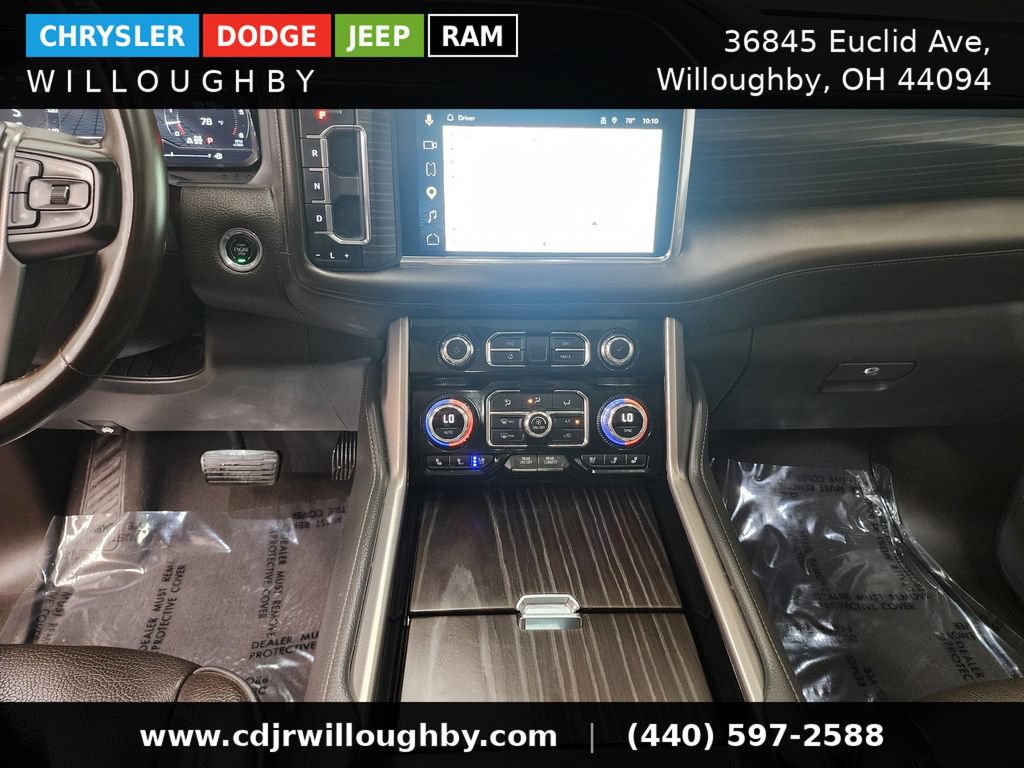 Used 2023 GMC Yukon Denali AWD/4WD image 20