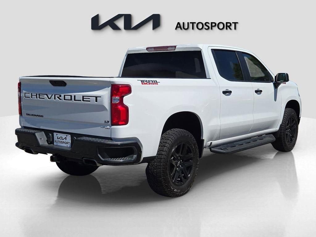 Used 2021 Chevrolet Silverado 1500 LT Trail Boss w/ LPO, Dark Essentials Package image 8