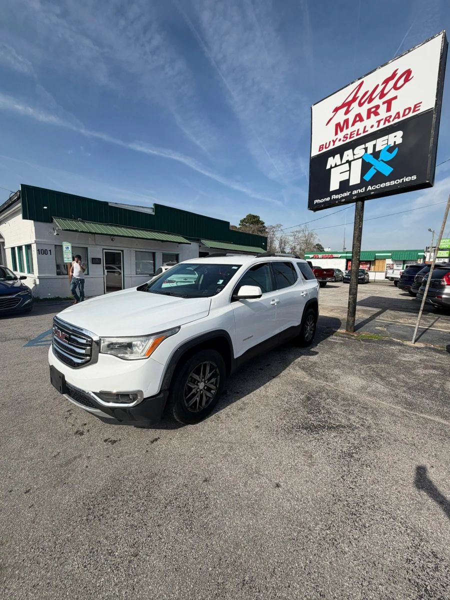 Used 2017 GMC Acadia SLT FWD image 3