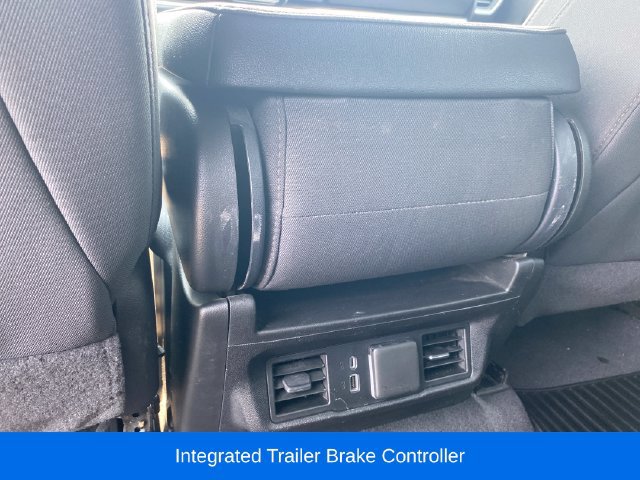 Used 2025 Chevrolet Silverado 1500 LT AWD/4WD image 20