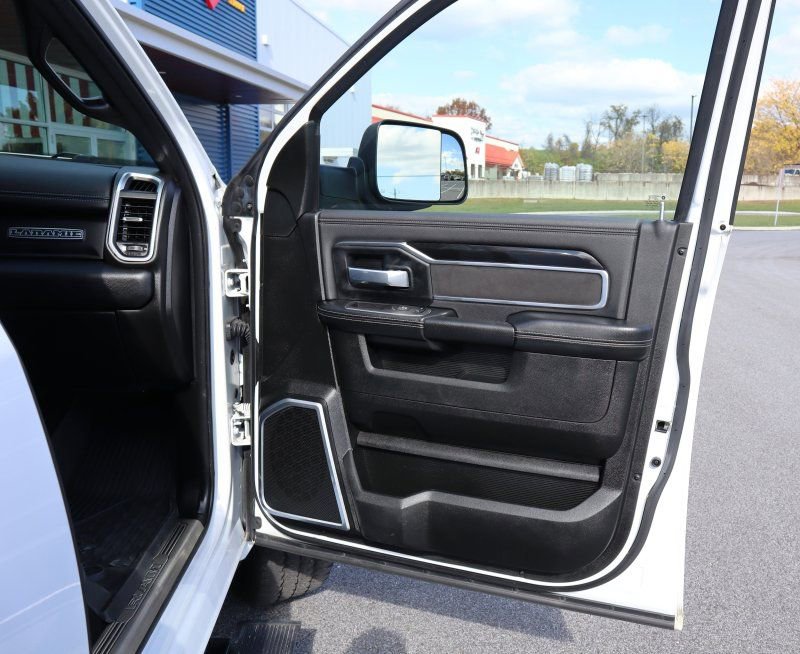 Used 2022 RAM 2500 Laramie w/ Night Edition image 22