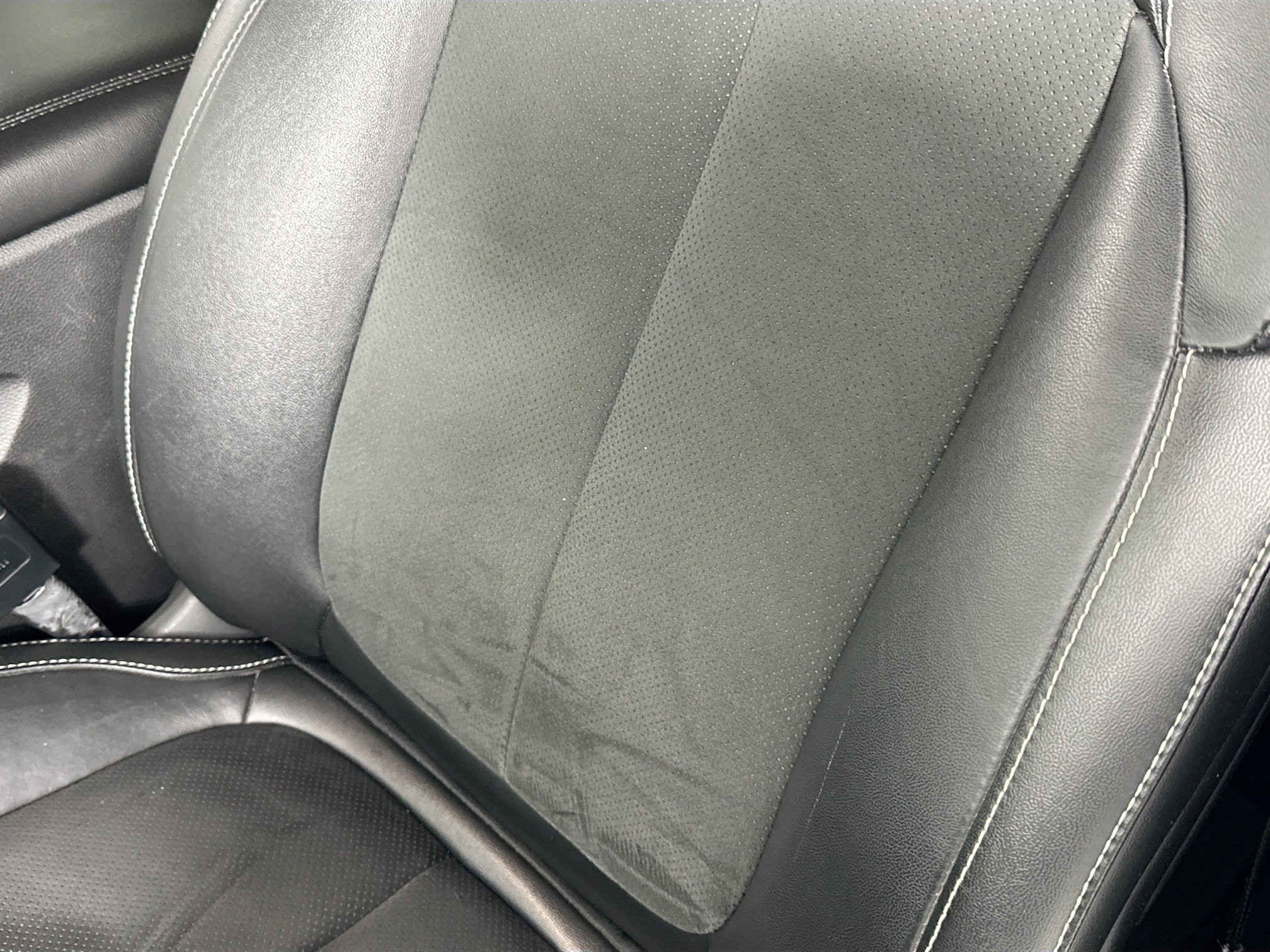 Used 2023 Jeep Grand Cherokee Altitude image 18