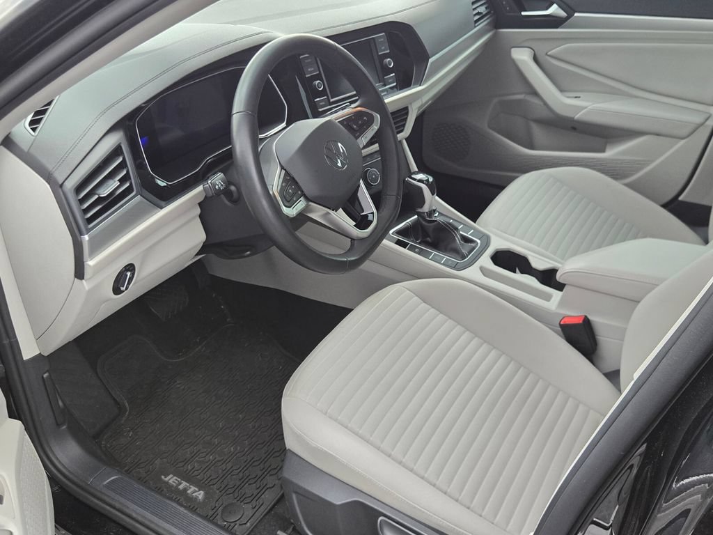 Used 2024 Volkswagen Jetta S FWD image 5