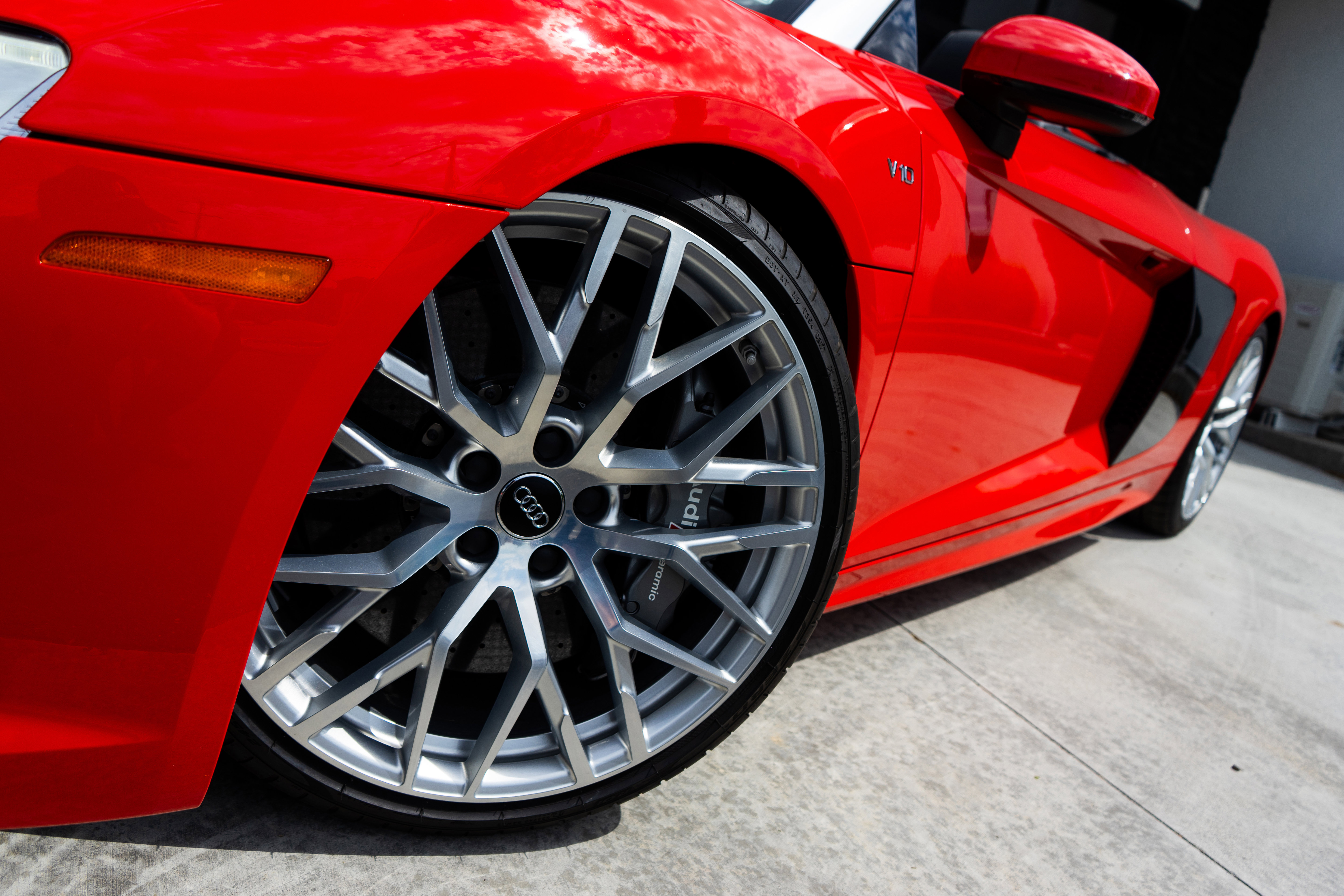 Used 2017 Audi R8 V10 image 5