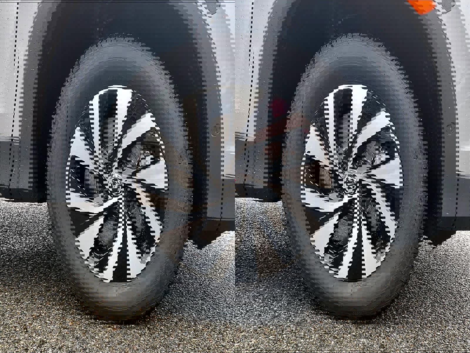 New 2026 Volkswagen Tiguan S image 8