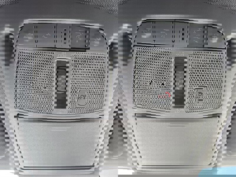 Used 2017 Nissan Rogue SL w/ SL Premium Package image 23