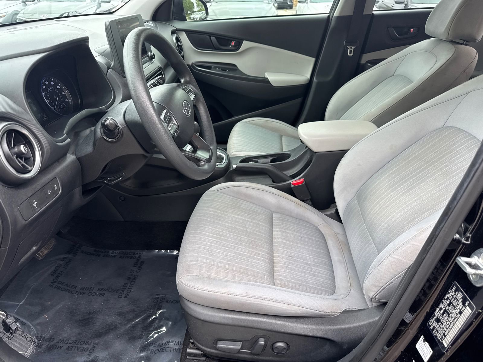 Used 2023 Hyundai Kona SEL FWD image 9