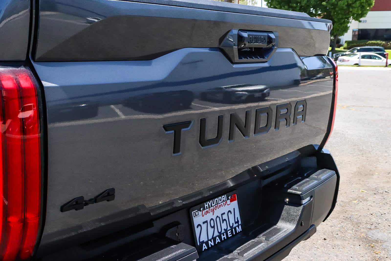 Used 2024 Toyota Tundra Limited w/ TRD Off-Road Package AWD/4WD image 12