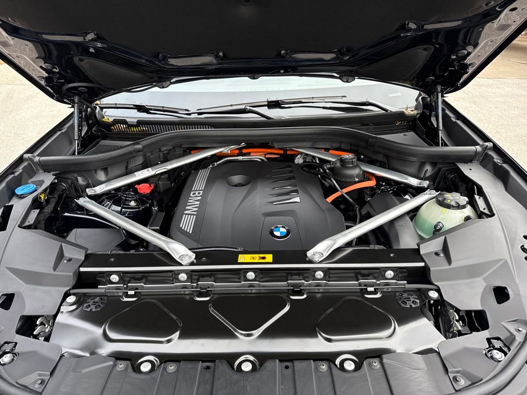 New 2026 BMW X5 xDrive50e image 29