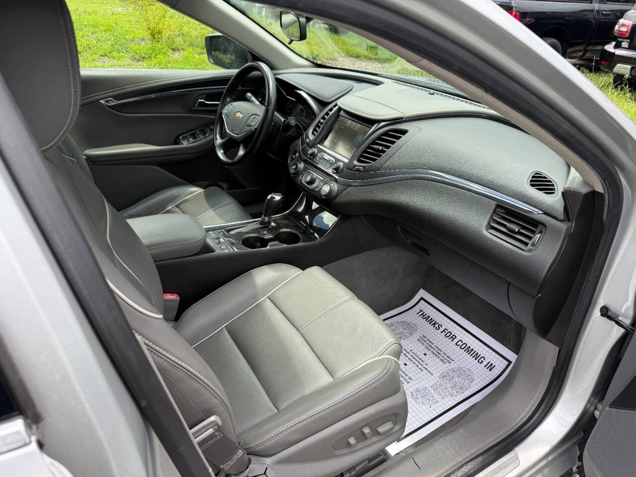 Used 2015 Chevrolet Impala LTZ FWD image 15