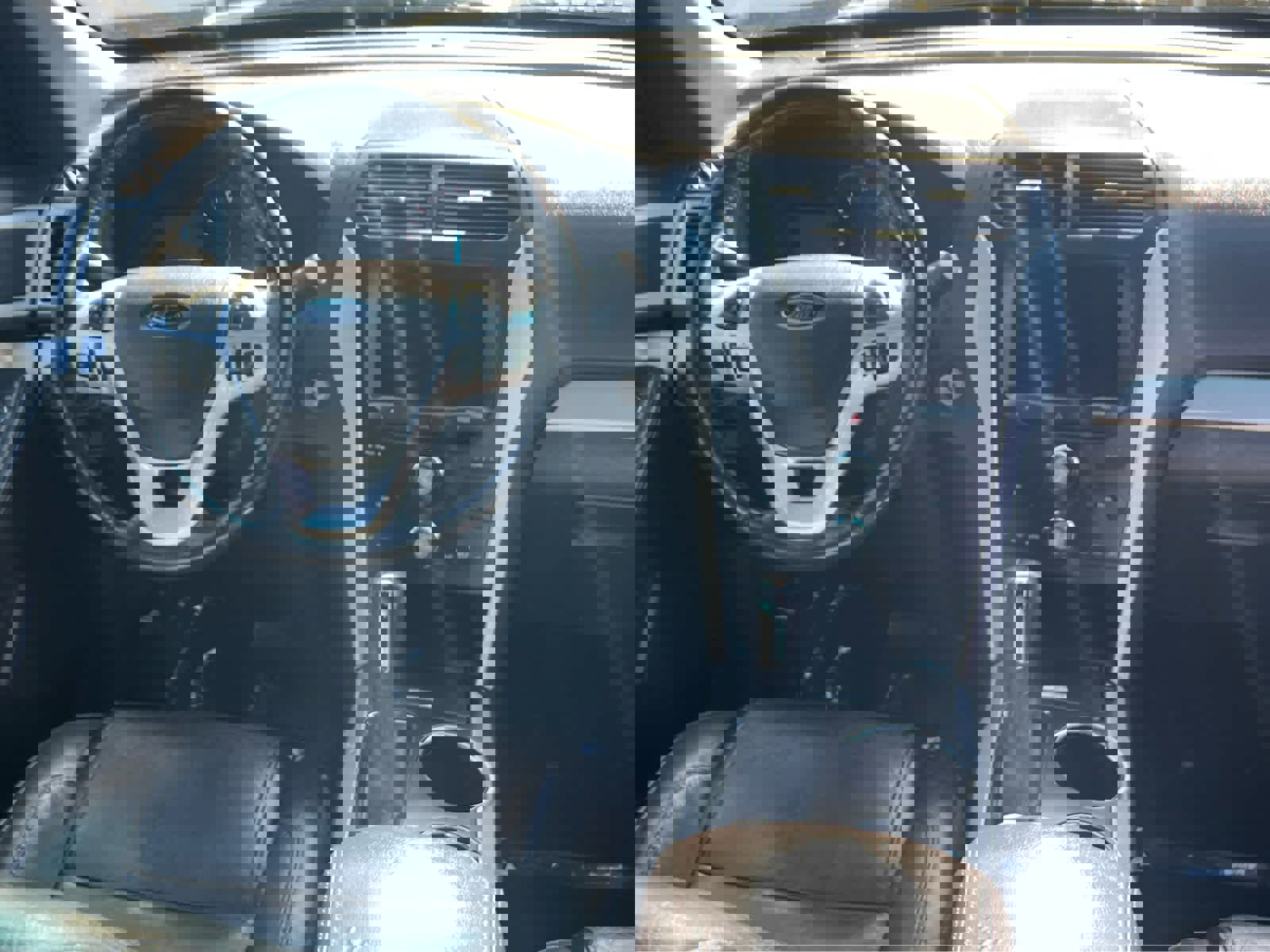 Used 2013 Ford Explorer XLT image 26