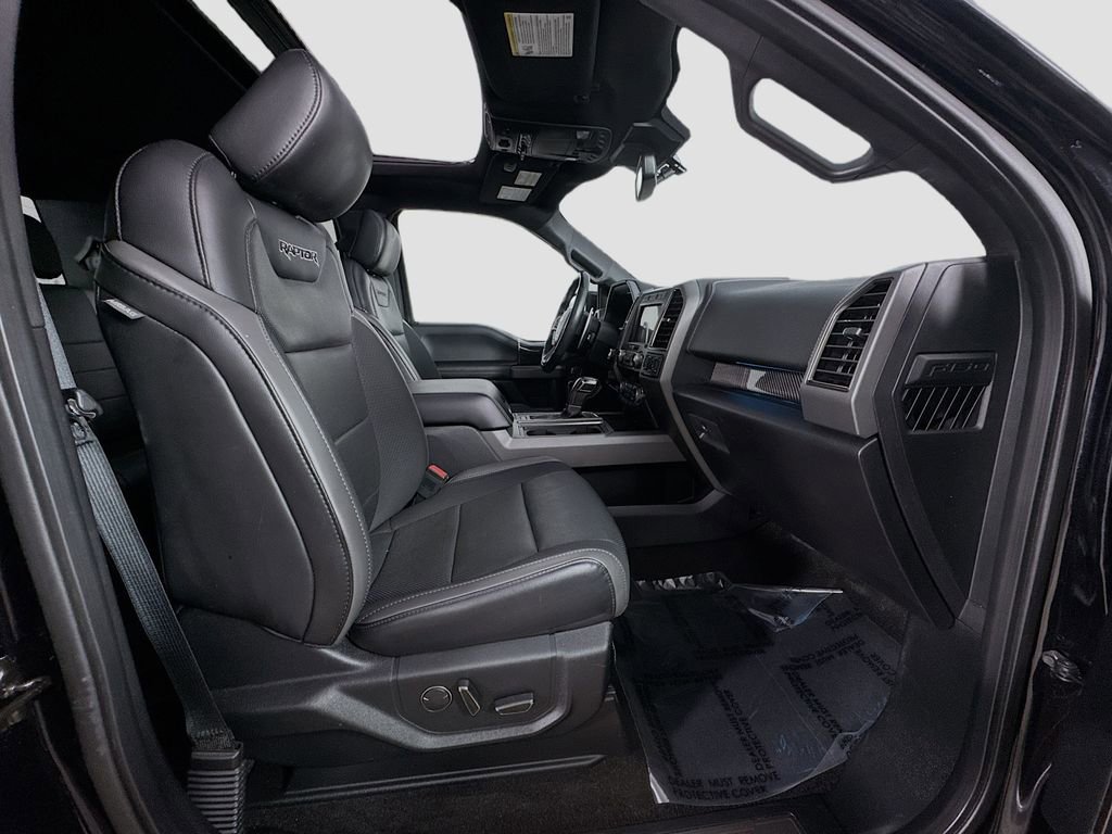 Used 2019 Ford F150 Raptor w/ Equipment Group 802A Luxury AWD/4WD image 37