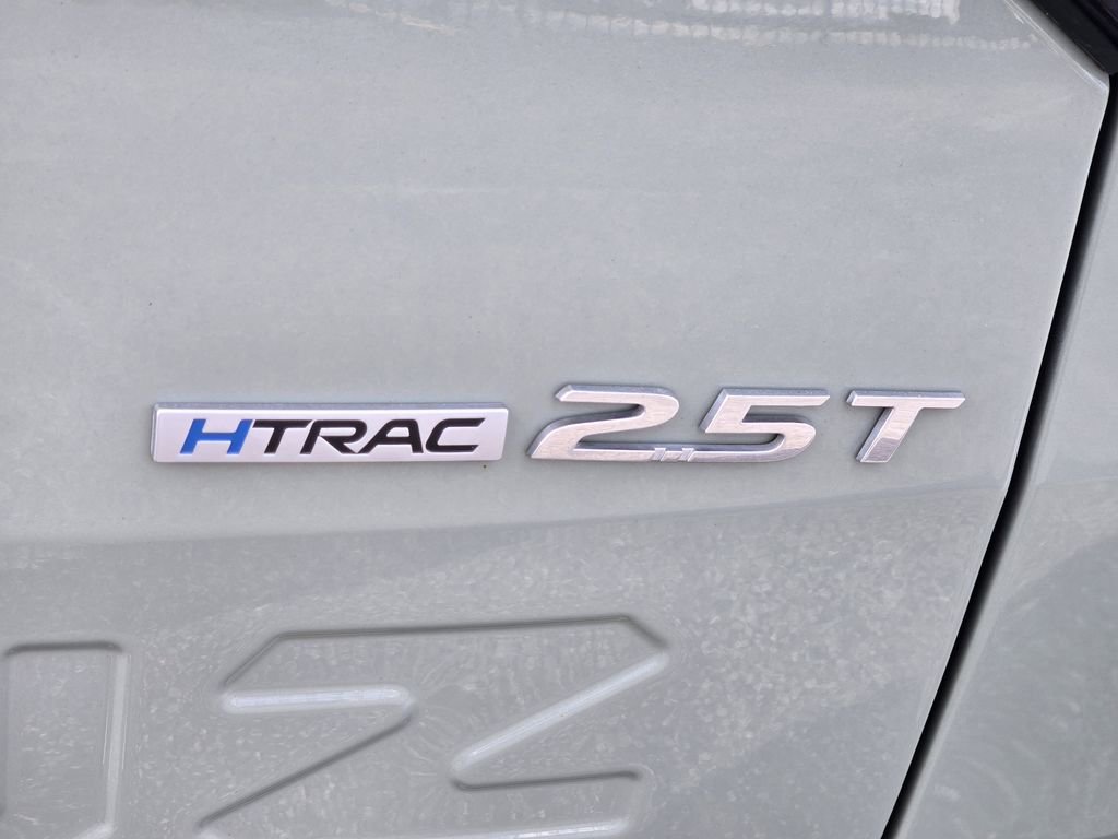 Used 2023 Hyundai Santa Cruz Limited image 9