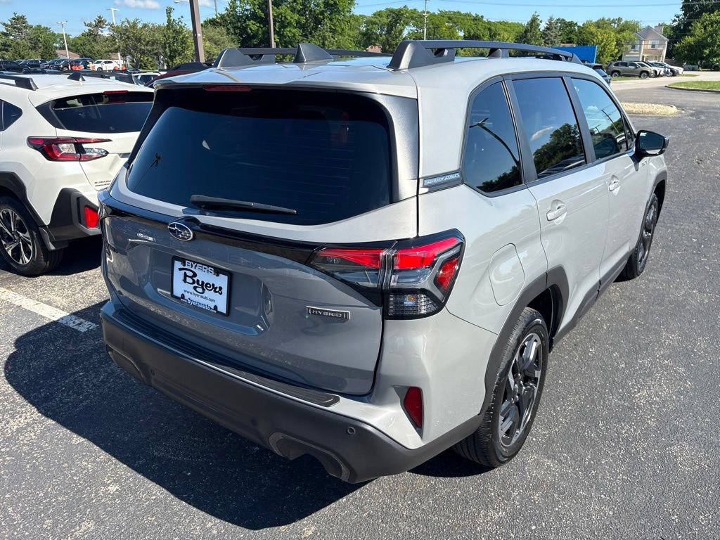 Used 2025 Subaru Forester Limited AWD/4WD image 3