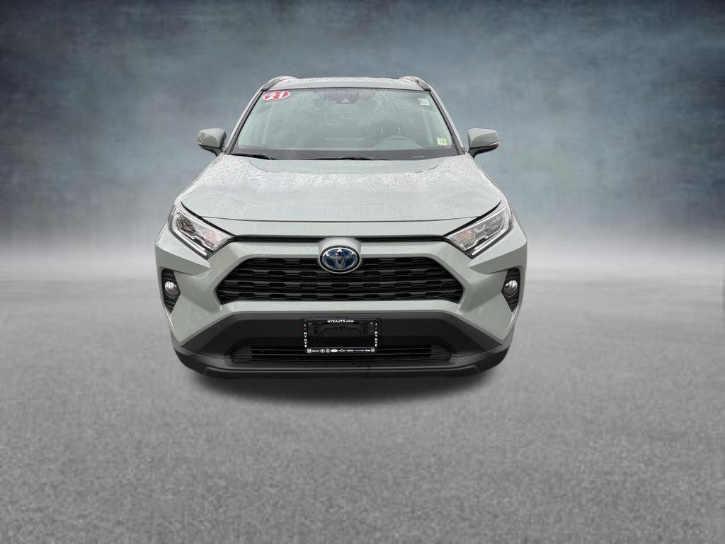 Used 2021 Toyota RAV4 XLE w/ XLE Grade Weather Package AWD/4WD image 9