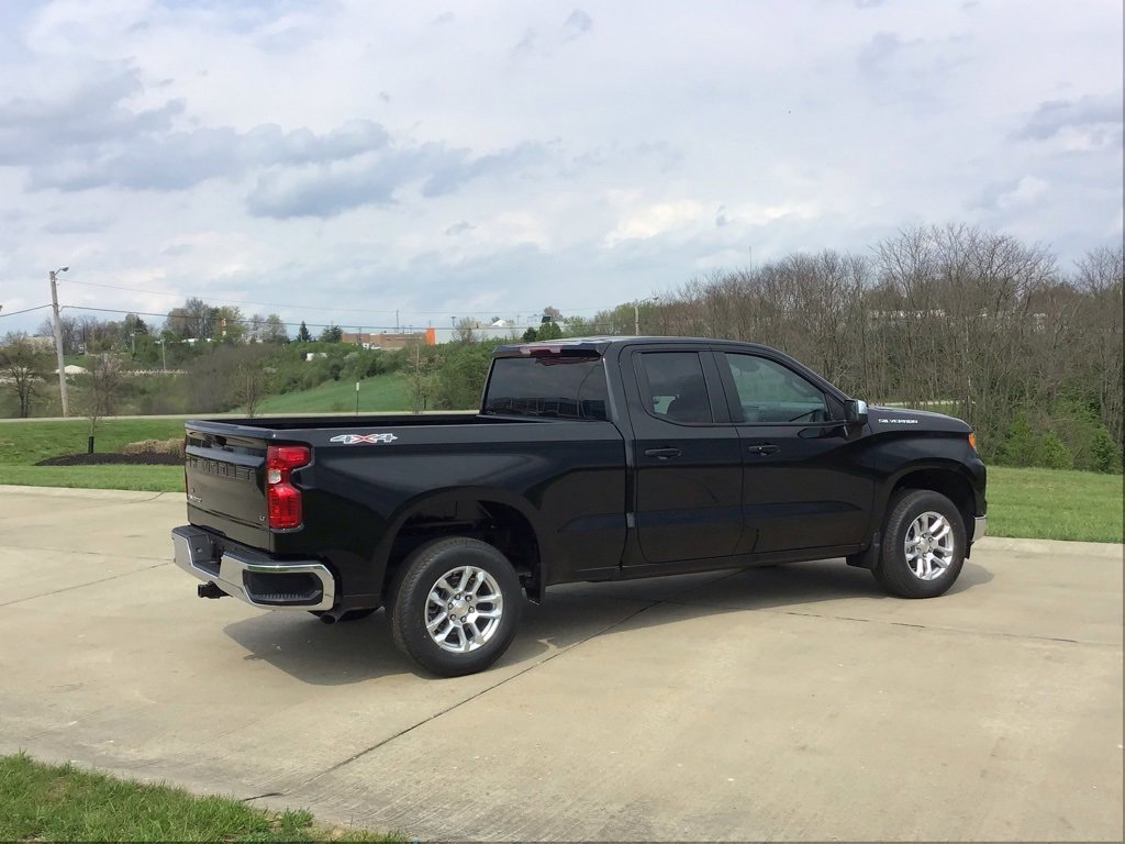 New 2025 Chevrolet Silverado 1500 LT image 7
