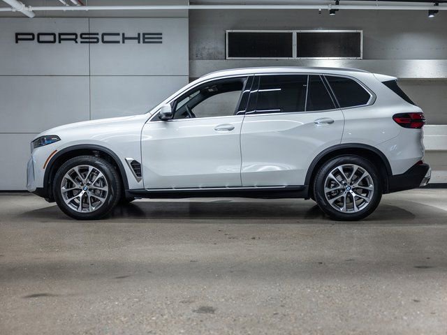 Used 2026 BMW X5 xDrive40i image 2