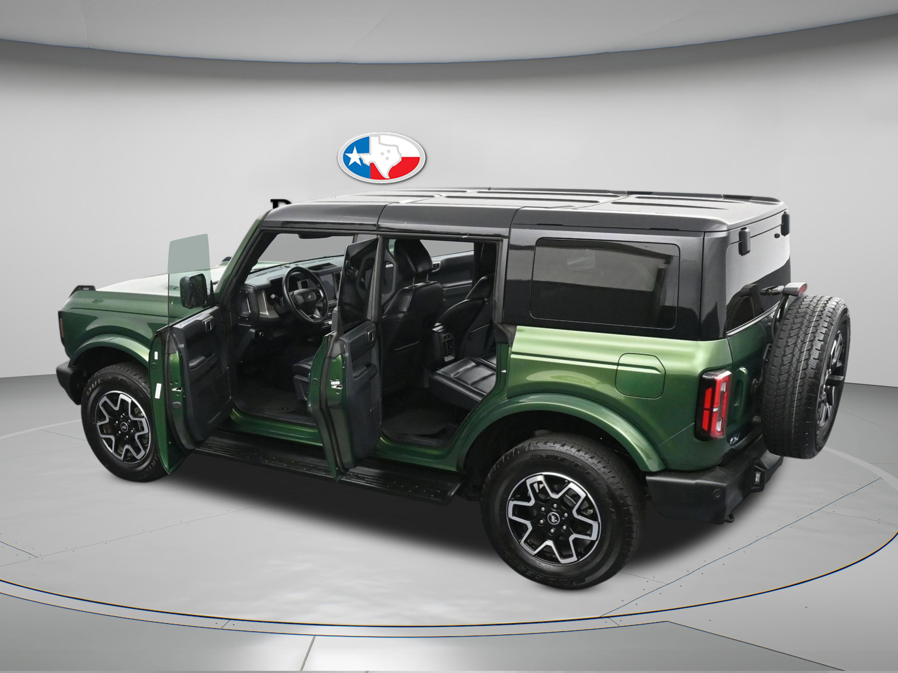 Used 2025 Ford Bronco Outer Banks image 10