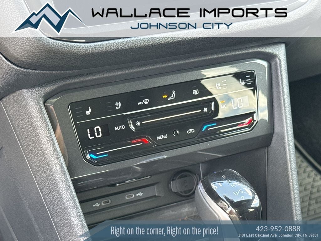 Certified 2024 Volkswagen Tiguan SEL R-Line AWD/4WD image 28