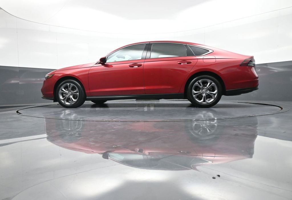 Certified 2024 Honda Accord EX image 33