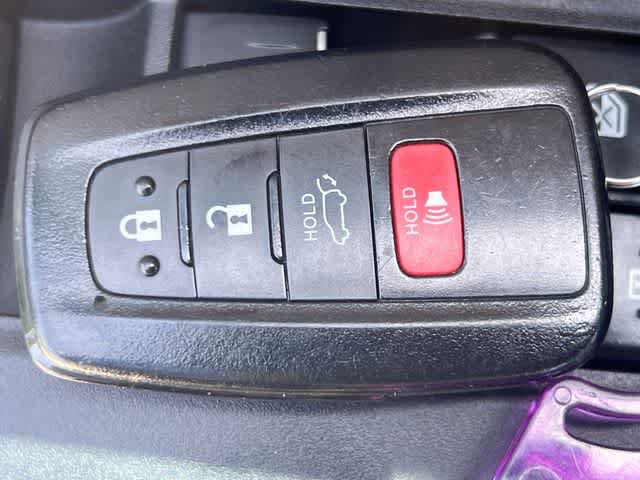 Used 2021 Toyota RAV4 XLE Premium FWD image 21