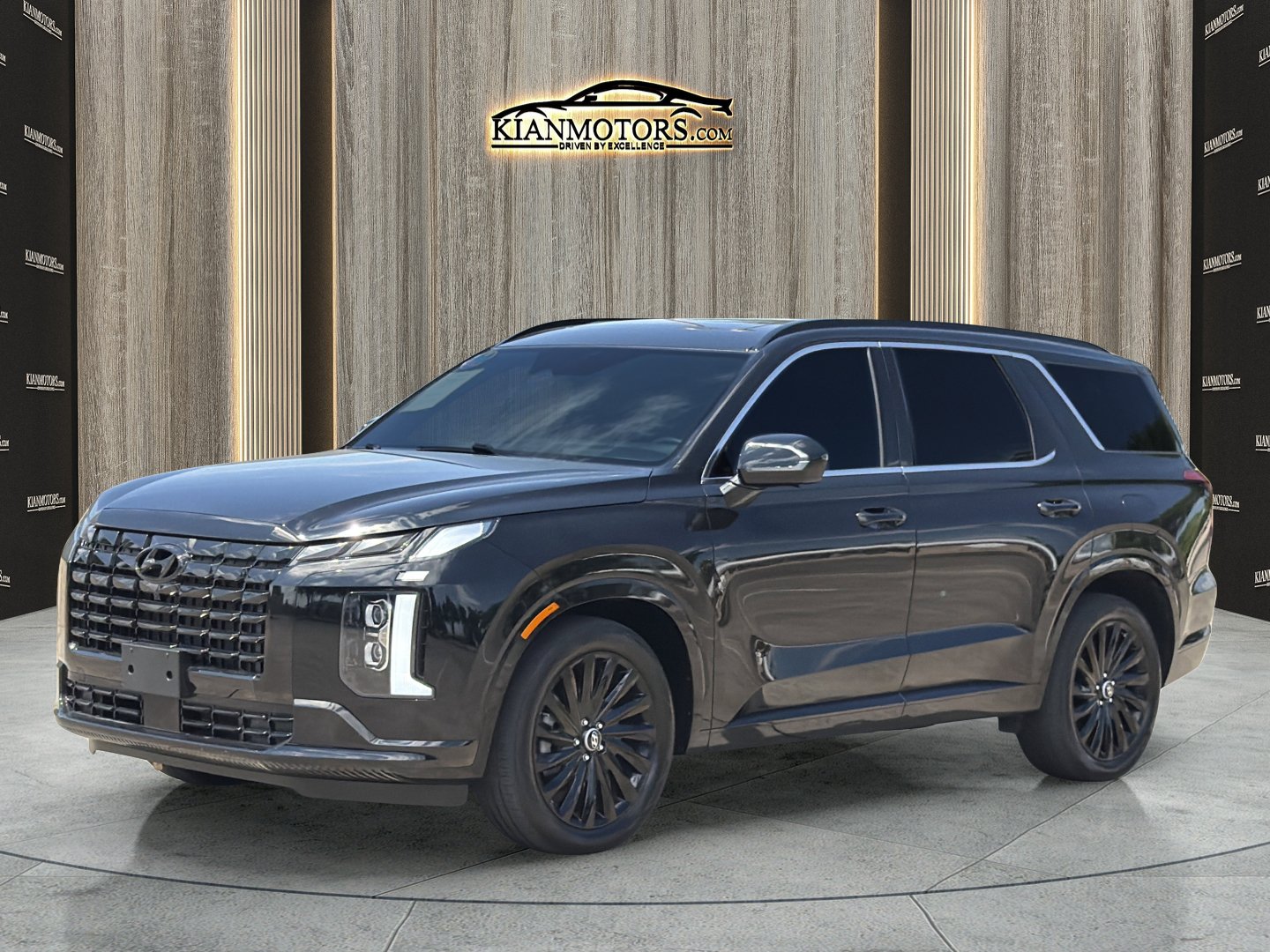 Used 2024 Hyundai Palisade Calligraphy AWD/4WD image 3
