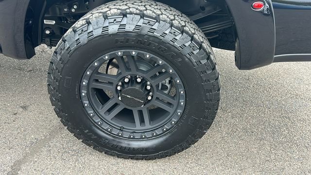 New 2026 Ford F250 Lariat w/ Black Appearance Package image 6