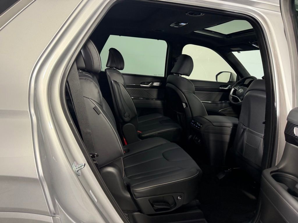 Used 2025 Hyundai Palisade Calligraphy image 33