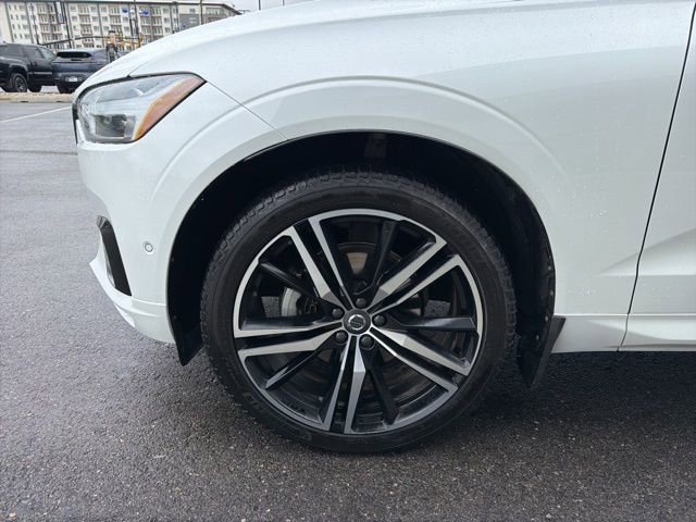 Used 2021 Volvo XC60 T5 R-Design w/ Protection Package Premier image 4