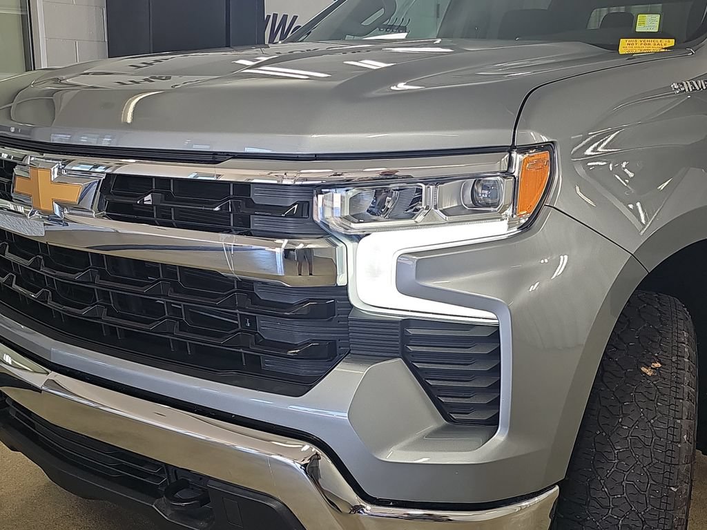 Certified 2024 Chevrolet Silverado 1500 LT AWD/4WD image 36