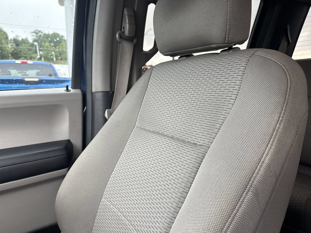 Used 2020 Ford F150 XLT w/ Equipment Group 302A Luxury AWD/4WD image 35