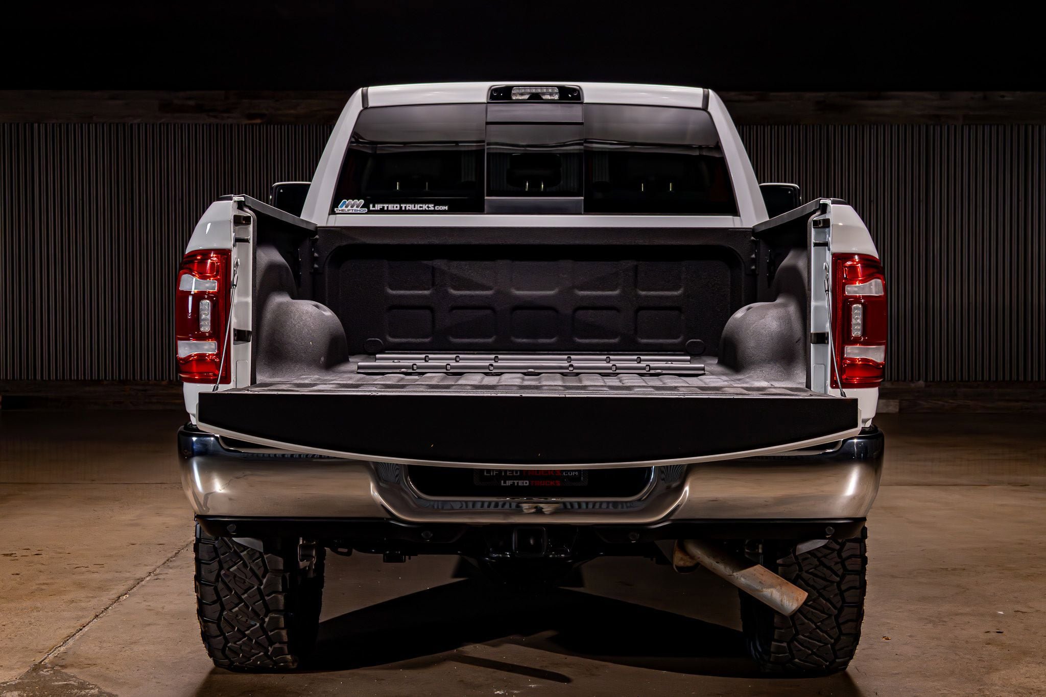 Used 2024 RAM 2500 Laramie w/ Protection Group image 9