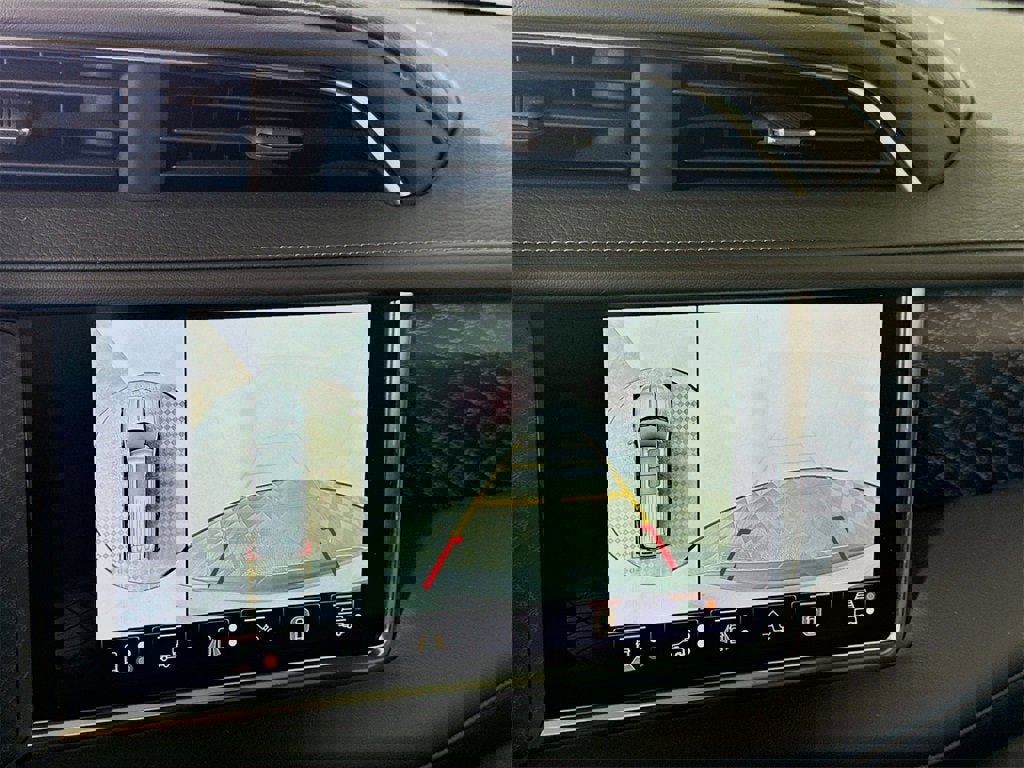 Certified 2024 GMC Yukon Denali w/ Denali Reserve Package image 9